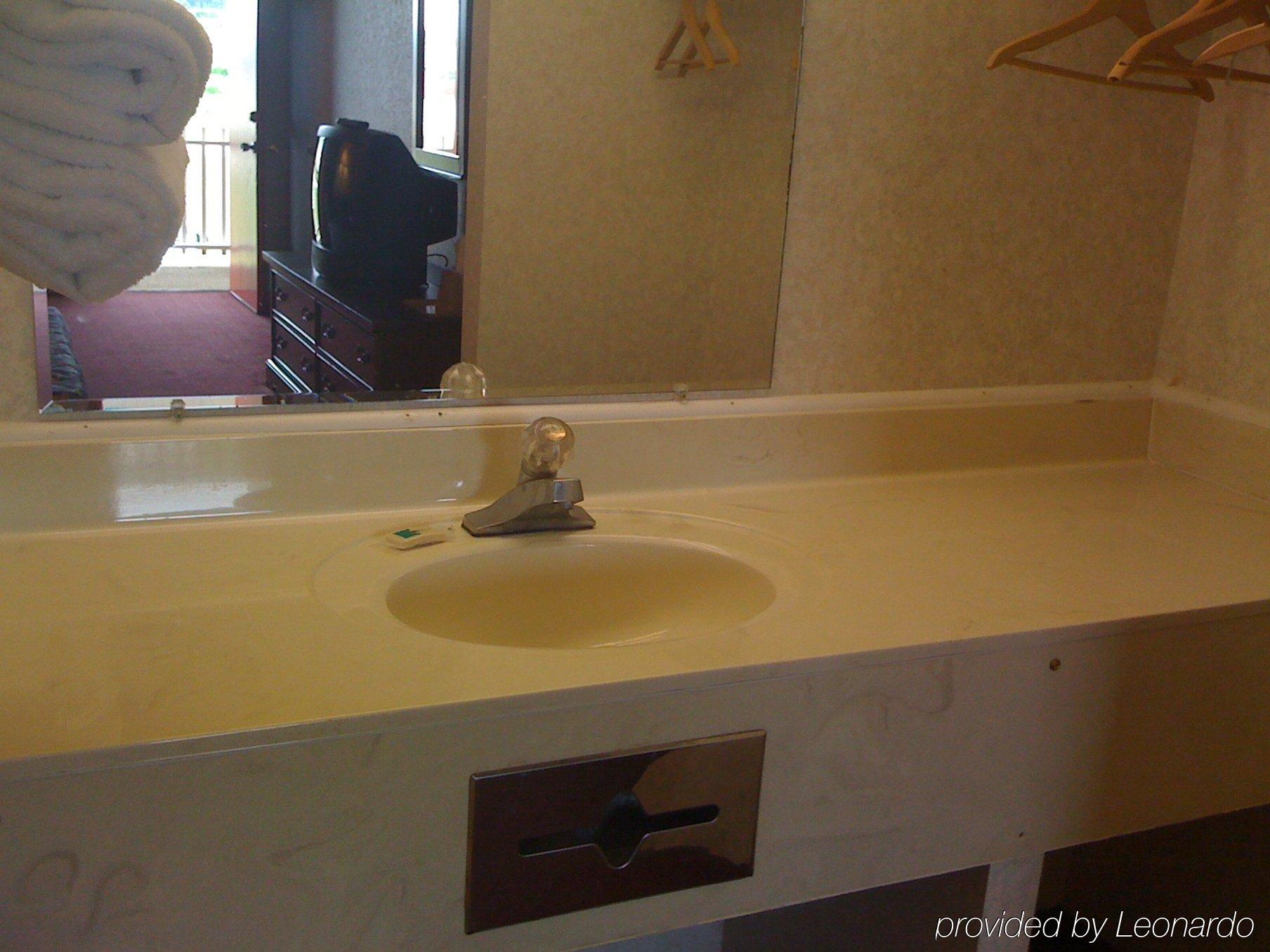 Welborn Motel - Hamptonville Pokój zdjęcie
